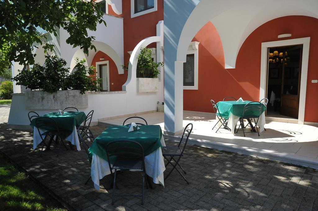 Relais Casabella Guest House Martina Franca Exterior photo